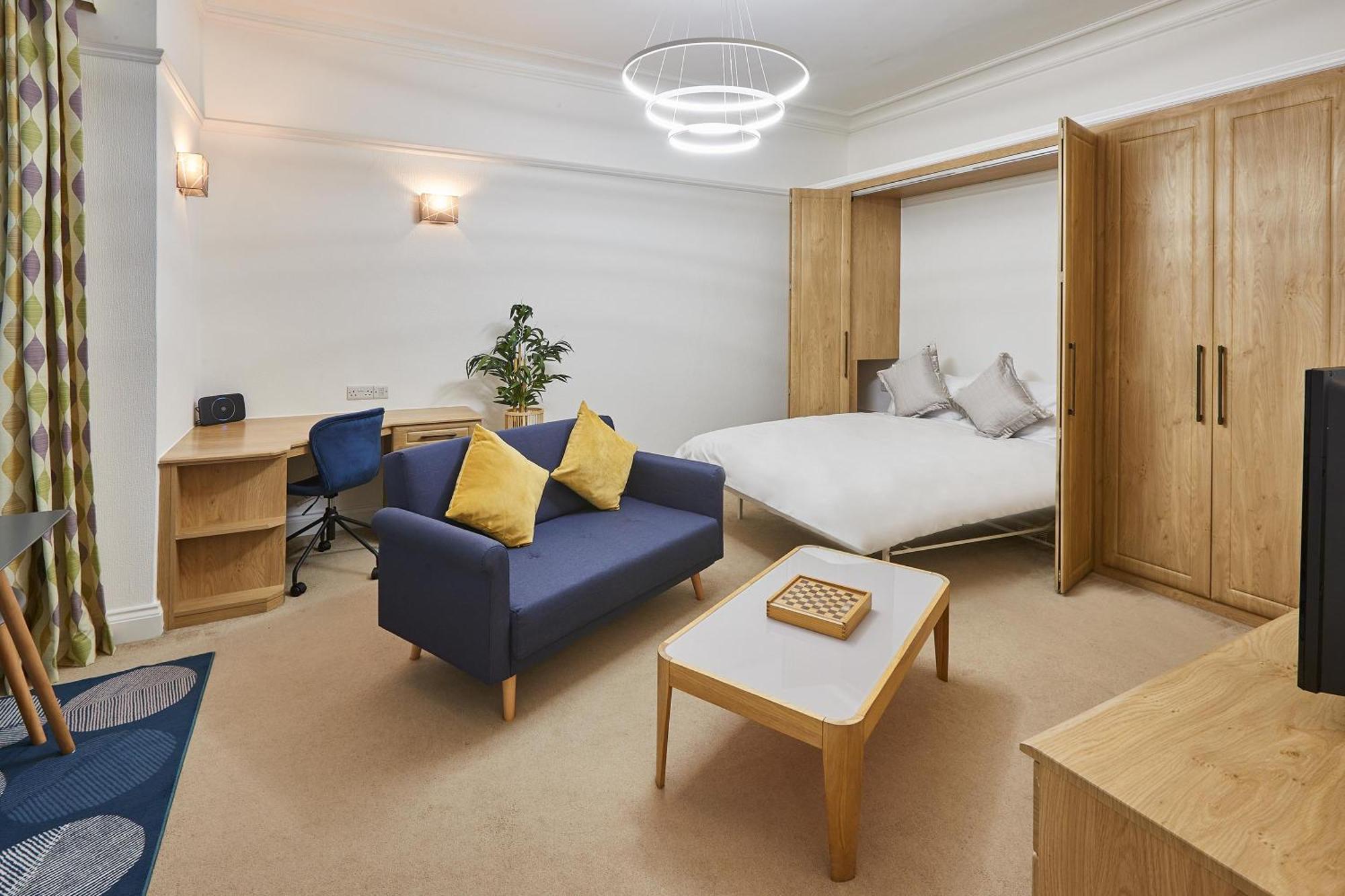 Host & Stay - Thamesview Staines-upon-Thames Exteriér fotografie